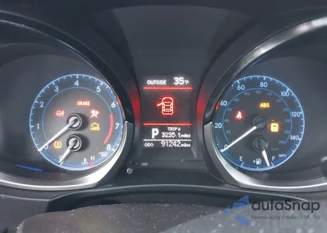 2016 Toyota Corolla S Plus z USA, uszkodzony, nr VIN 2T1BURHE4GC592309